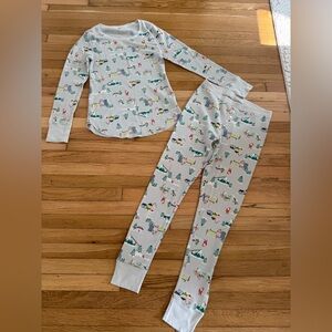 Old Navy Multi-Color Winter Christmas Town Scene Thermal Pajama Set